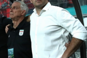 W杯予選で大苦戦のイラン代表、給与を一度も払わずにヴィルモッツ監督を解任！？