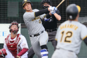 【阪神】井上広大が左翼防球ネットに突き刺す特大３ラン　岡田監督も期待寄せる長距離砲
