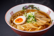 【悲報】外国人観光客「ラーメン1200円？安すぎだろ！」日本人「ラーメン1200円？高すぎだろ！」←この差ｗｗｗｗｗｗｗｗｗｗｗｗｗ