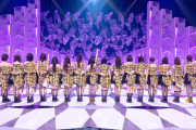 【ファンサ？】五百城茉央ちゃん、MUSIC FAIRの集合写真で1人だけ後ろ手でハートサイン！！