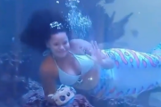 【動画】人魚さん、正体を現すｗｗｗｗ