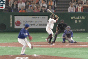 大城卓三（巨人）.321 2本 5打点 OPS.879