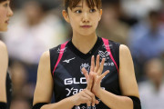 「10cmくらい切っちゃいました」バレーボール日本代表の“秋田美人”がイメージ激変の一枚を公開！