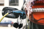 スイス 「不要不急の電気自動車（EV）の使用は制限する」 電力不足対策時の草案に盛り込む