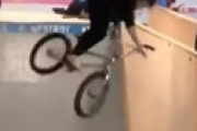 【画像】 ロシアのBMX女子エリザベタちゃん可愛すぎるｗｗと視聴者騒然