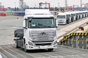 現代車、水素電気大型トラックを世界に先駆け量産
