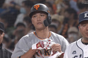 巨人・坂本、復帰初打席でさっそくヒット