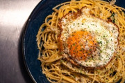 【食】“収入差”による食生活の格差　高所得者層はパスタの購入量が多く、低所得者層はうどん・そばの購入量が多い
