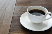 【謎】コーヒーの飲み方、年々「ブラック」比率が高くなる　この傾向は何を示唆しているのだろうか？
