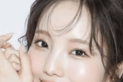 「透明感の塊」本田真凜が美しすぎて発光！雑誌表紙を飾る輝きに「ありがとう」
