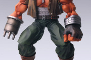FF7「バレットのフィギュア発売！　左腕が2個付属！　右腕は…」