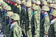 【画像】政府、自衛隊を40～50代の非正規雇用で検討！お前ら準備しろｗｗｗ