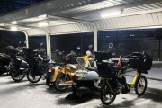 賃貸でバイク持ってる人って駐車場どうしてるの？