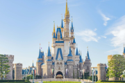 ディズニー、富裕層しか行けなくなる