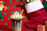 スタバからクッキーやポテチがのった新作「サンタブーツ チョコレート フラペチーノ」が登場