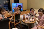 【画像】女子小中学生が撮影会の後、ホテルでお楽しみ中の写真を投稿