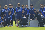 【日本代表】明日の元日タイ戦は「4-2-3-1]で伊藤涼、奥抜、藤井が代表デビューか！？