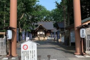 【画像】ニートだが今散歩がてら行ったことがない神社に向かっている