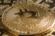 ビットコイン、過去最高値を更新。お前ら急げ！！！！！