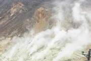 【地殻変動】神奈川県にある「箱根山の山体膨張」が止まる…ガスの成分一部に変化も