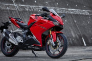 【悲報】ワイ、CBR250RRとかいうバイクを買い1年経つも飽きそう