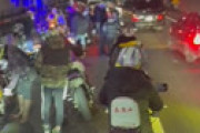 【動画】 圏央道で迷惑運転の2人乗りバイクが転倒、女性が後続車（仲間）にひかれ意識不明の重体