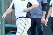 【阪神】ノイジー左腰張りで本隊と別メニュー、岡田監督「このクールはあかんやろ」出遅れ決定的
