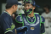 木下拓哉(31).243 OPS .627　中村悠平(32).266 OPS .698