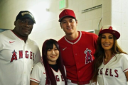 【悲報】大谷翔平さん、とうとう女と楽しそうにしてるところを撮られてしまうｗｗｗｗｗｗｗｗｗ