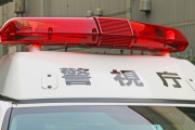 【悲報】 61歳無職、電車にはねられた男性のバッグから財布を盗み逮捕