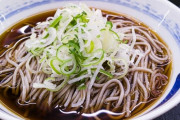 高級そばvs立ち食いそば