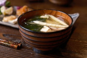 「味噌汁が臭くて飲めない」子どもの食生活があまりに危機的だ「日本が世界に誇る健康スープ」なのに