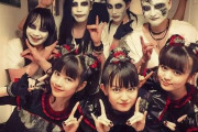 BABYMETALの東の神バンドと西の神バンドの違いを聴き分けられる？　【海外の反応】