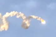 【動画】台湾のロケット打ち上げ失敗、制御不能で山へ向かってしまう。