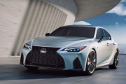 レクサス、新型「IS」世界初公開 FRスポーツセダン