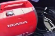 北米ではテスラの電池切れのためにホンダのガソリン発電機が爆売れしている