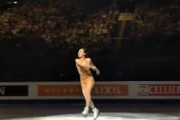 浅田真央の「ピアノ協奏曲2番」伝説のプログラムが新鮮に輝く！この衣装で魅せる最後のステップに感動