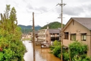 【線状降水帯】わずか30分間で大洪水…九州南部「50年に一度」の大雨