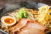 【ラーメン業界】なぜ日本人は「1000円以上のラーメン」に文句を言うのか…寿司・そばとは違う特殊事情