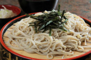 ざる蕎麦を頼もうとしたら肥満の見栄だと一刀両断された。