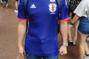 【画像】香港人さん、サッカー日本代表ユニホームを普段着にしてしまうｗｗｗ