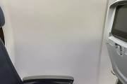 ユナイテッド航空「窓がなくても窓側にある席だから窓側席として売る」→裁判沙汰に