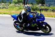 バイク乗るの上手いやつ来てくれ