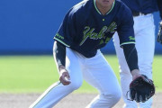 ヤクルト村上、来年は一塁固定
