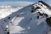 【悲報】富士山頂、寒すぎる