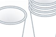 コンビニでコーヒーのSを買ってMを入れるのはもう古い　コップ持参、これ・・・