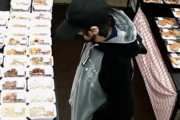 店内映像を24時間生配信している弁当屋で万引き事件発生 → 犯人がYouTubeで全世界公開、人生終了へ