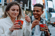 EUで販売禁止じゃなかったっけ？　〜　｢辛ラーメン｣の農心、米国で販売増　海外比率3割迫る…会長「日本勢を抜いて1位になる夢を叶えよう」