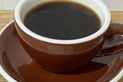 ブラックコーヒーを苦いから飲めないって言うやつ、絶対ネタやろ？