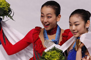 浅田真央が語ったキム・ヨナとの思い出！  …「あのライバル関係は『運命』だった」…